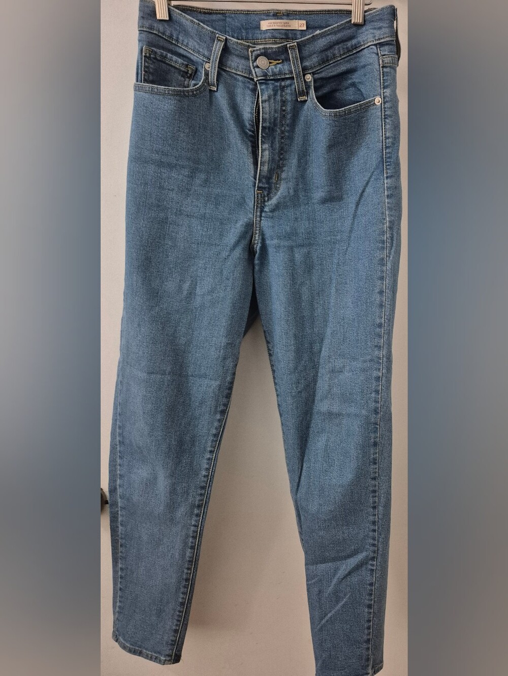 Women's Levi's Blue Jeans - High Wasit Taper